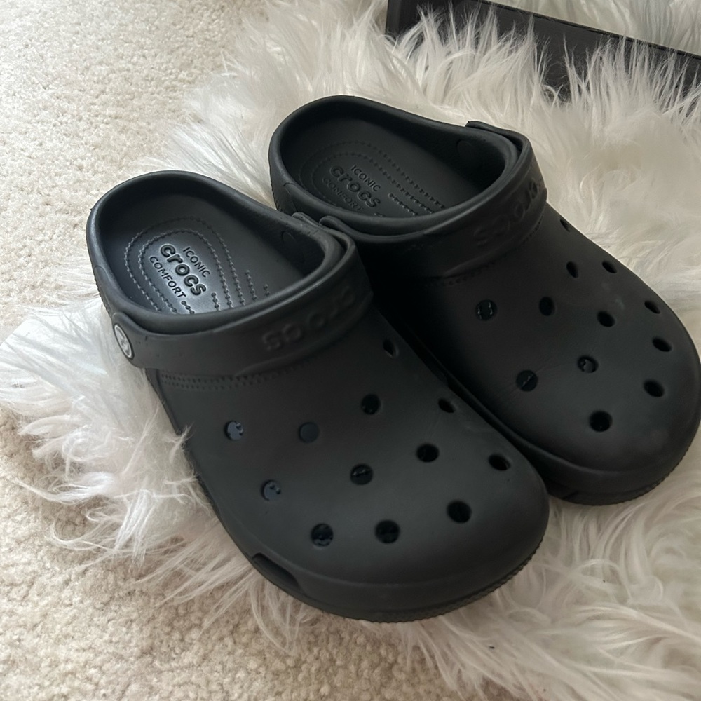 Crocs